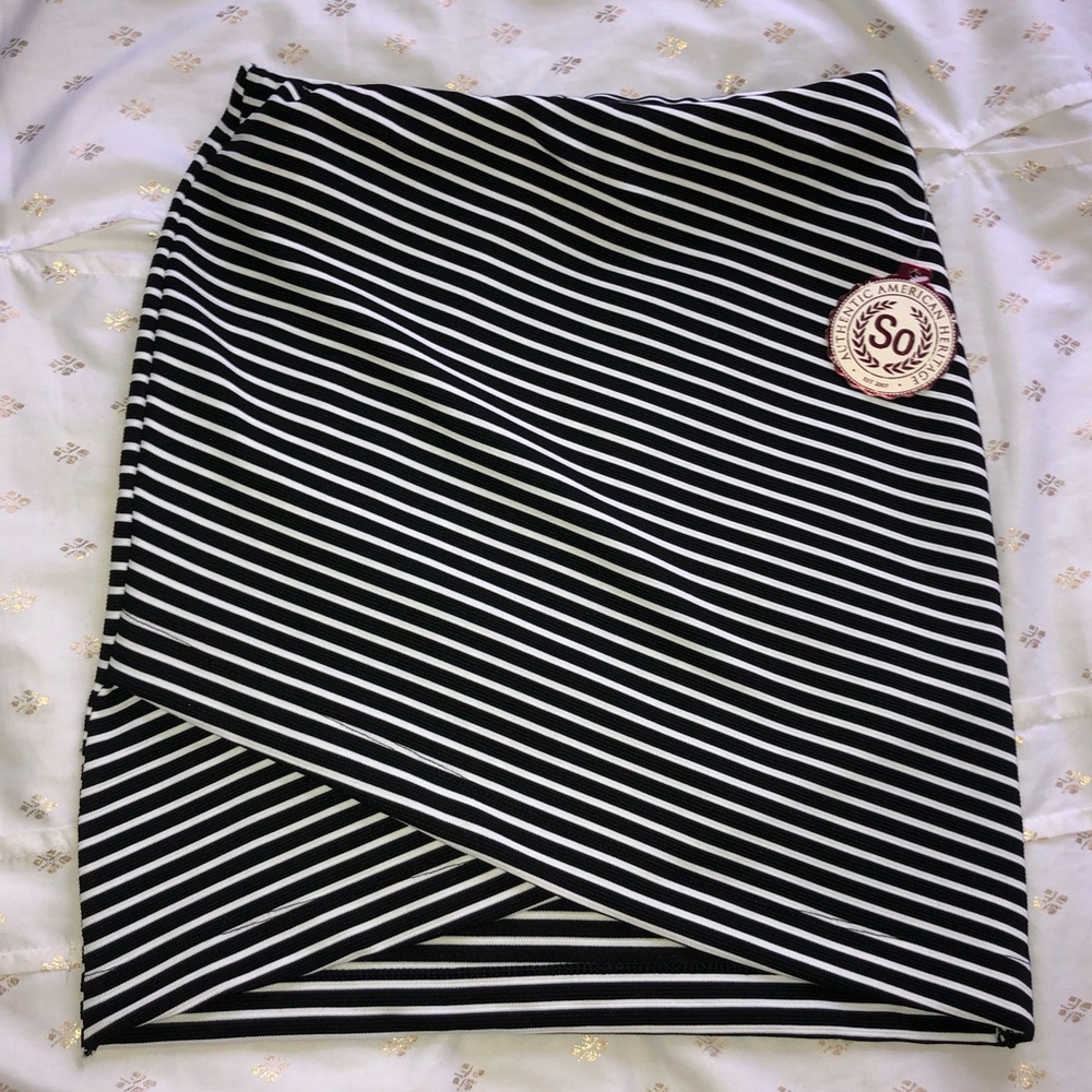 Black and White Stripe Cross Front Pencil Skirt